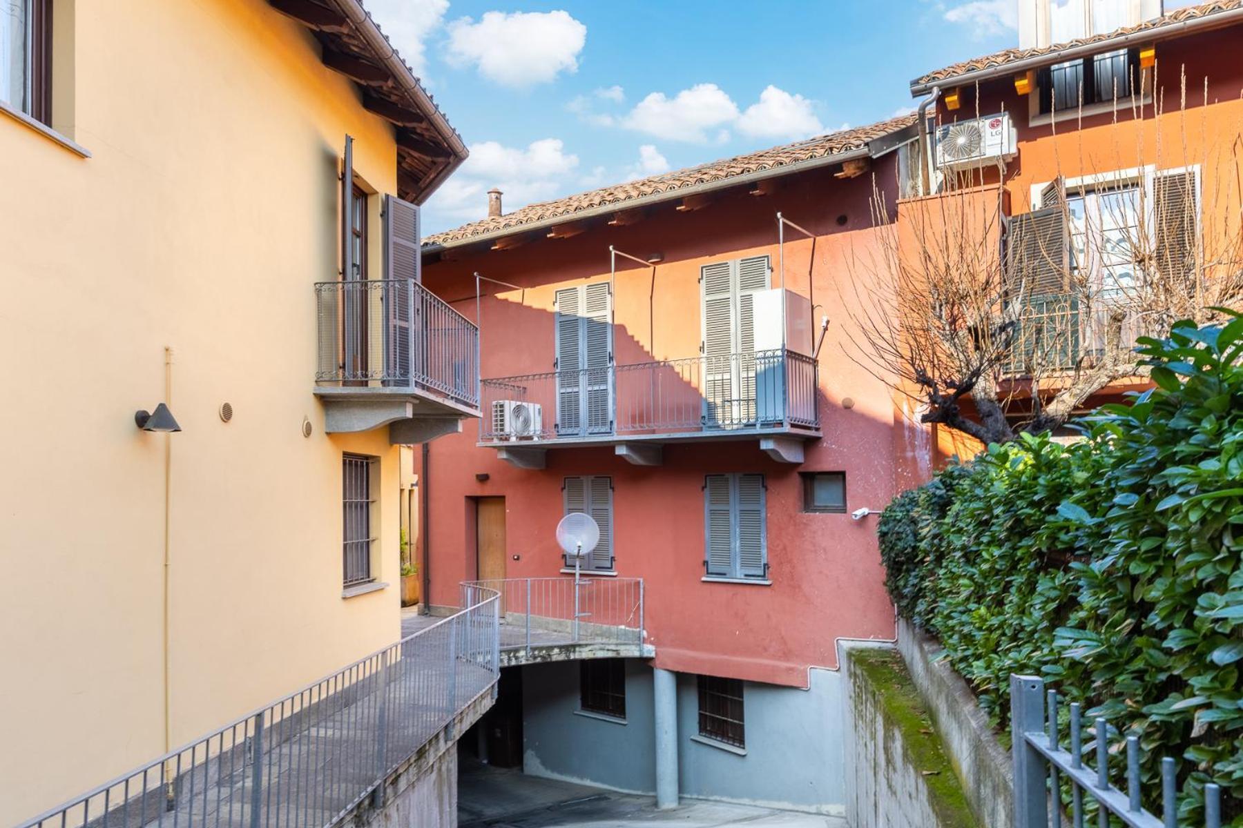 Strepitoso Loft Con Vista Duomo Daire Alba  Dış mekan fotoğraf